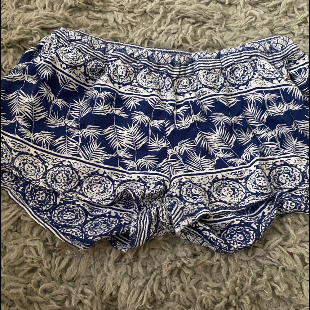 Kids Roxy Shorts - Picture 1 of 2
